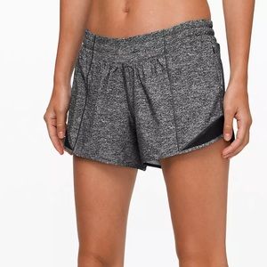 Lululemon hotty hot 4inch athletic shorts